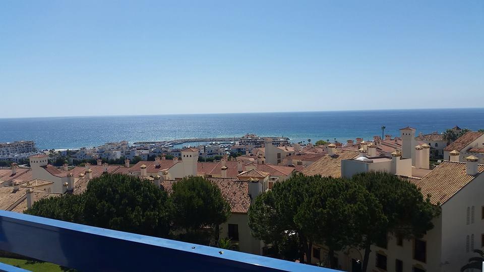 Duquesa Suite And Golf With A Spectacular Sea View Manilva Exterior photo