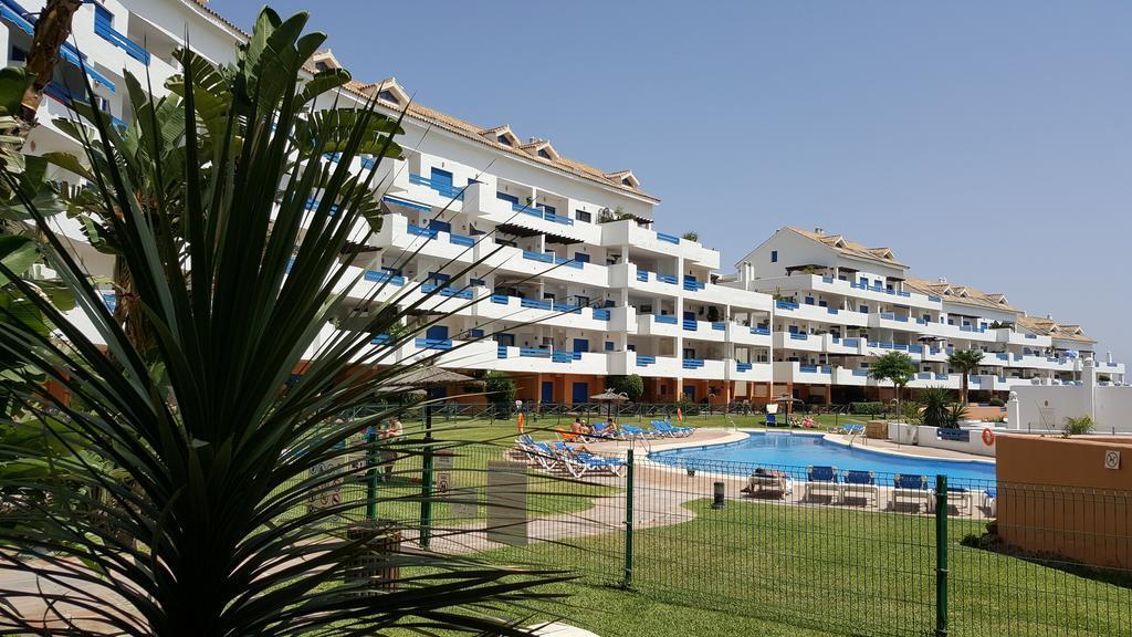 Duquesa Suite And Golf With A Spectacular Sea View Manilva Exterior photo
